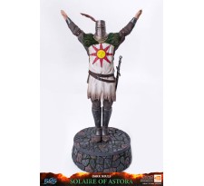 Dark Souls Statue Solaire of Astora 46 cm